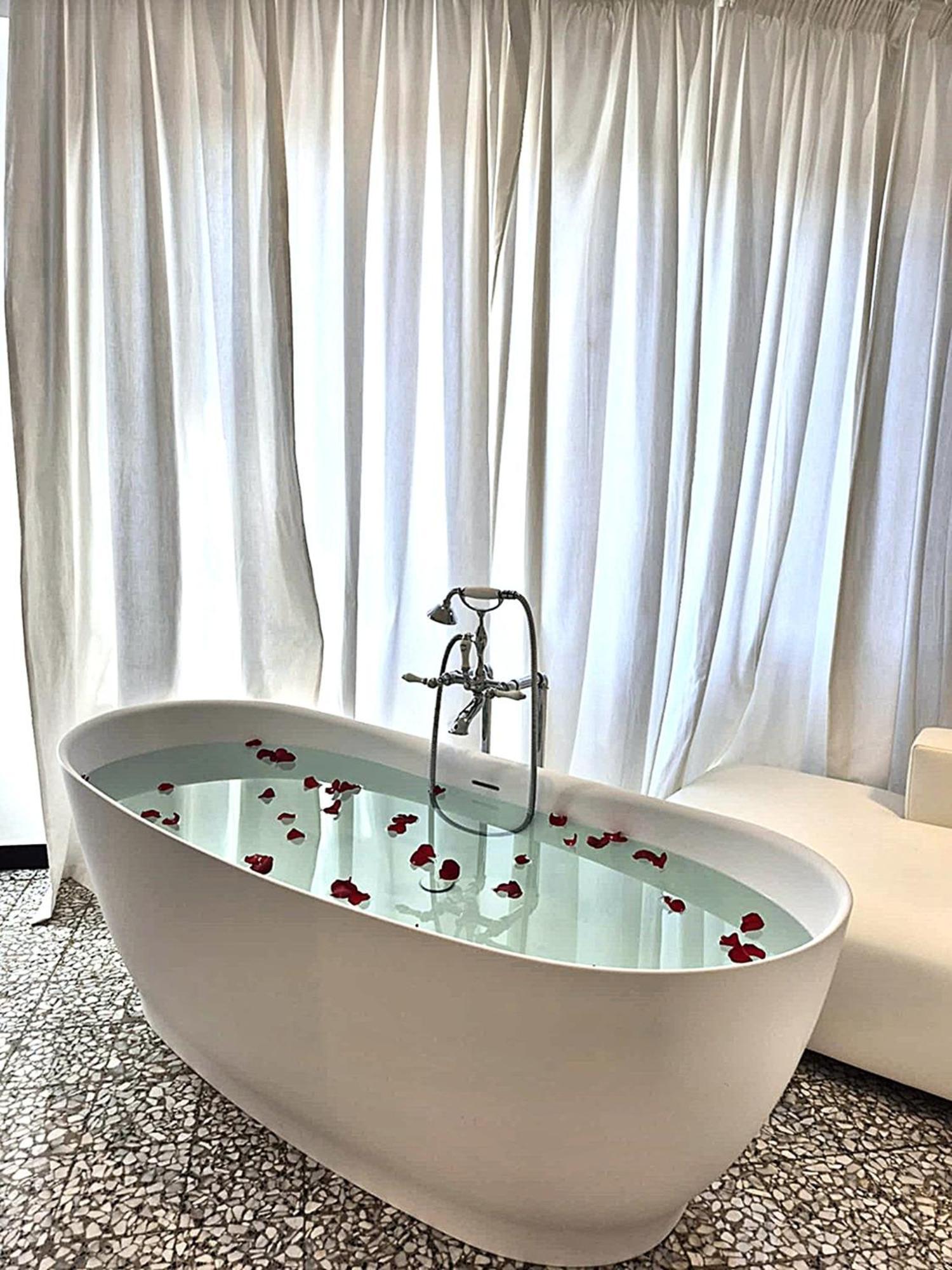 Hotel Eveline 2 - Piscina Privata O Jacuzzi 4*
